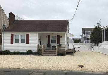 Vacation House for 7 Guests in Long Beach Township, Long Beach Island, Picture 1