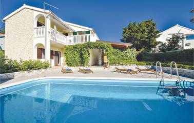 Ferienhaus für 8 Personen, mit Terrasse auf Murter