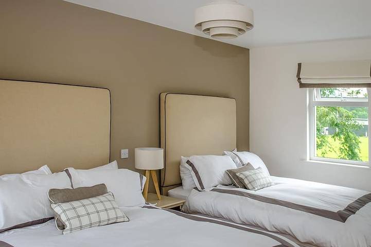 Ferienhaus für 16 Personen, mit Sauna und Whirlpool sowie Garten in Killarney - 2