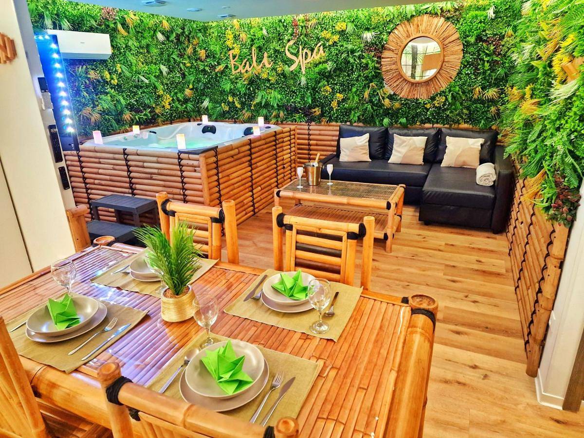 Appartement entier, Bali Spa-4 Pers-Jacuzzi-Parking-Jardin-Clim-Colmar in Muntzenheim, Région de Colmar