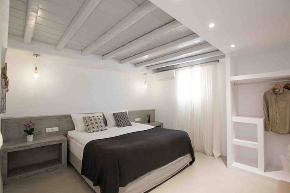 Apartamento inteiro, Deluxe Apartment with Kitchenette and Shared Outdoor Pool in Kalafati, Mykonos