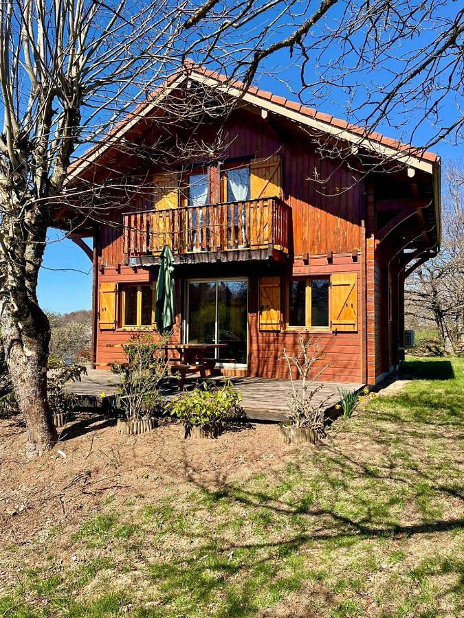 Chalet pour 6 personnes, avec Balcon ainsi que Terrasse et Jardin à Champdray