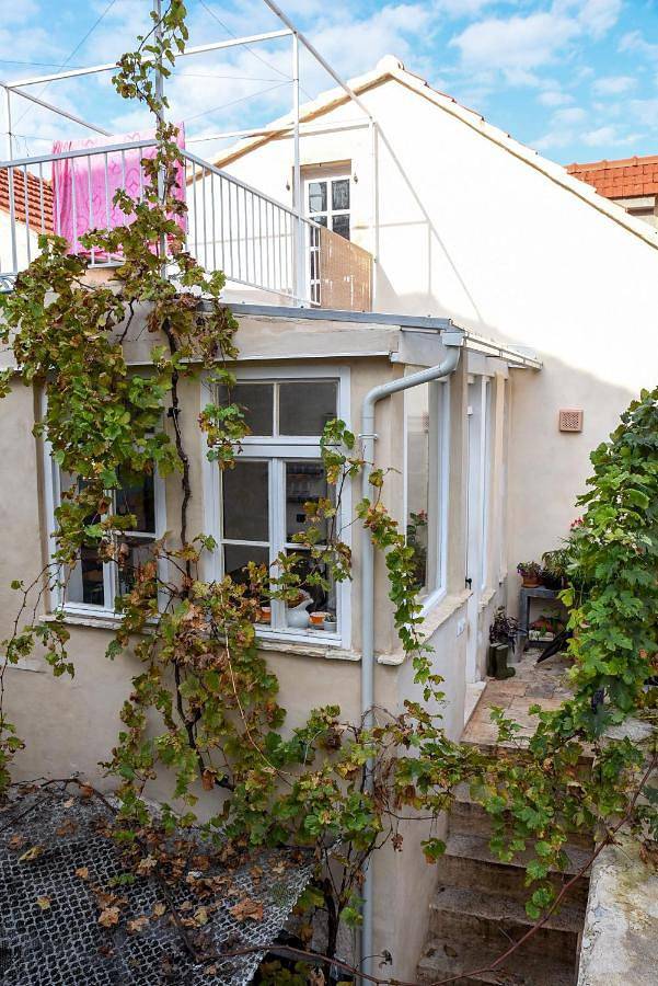 Villa pour 4 personnes, avec jardin et vue, animaux acceptés à Stari Grad - 3