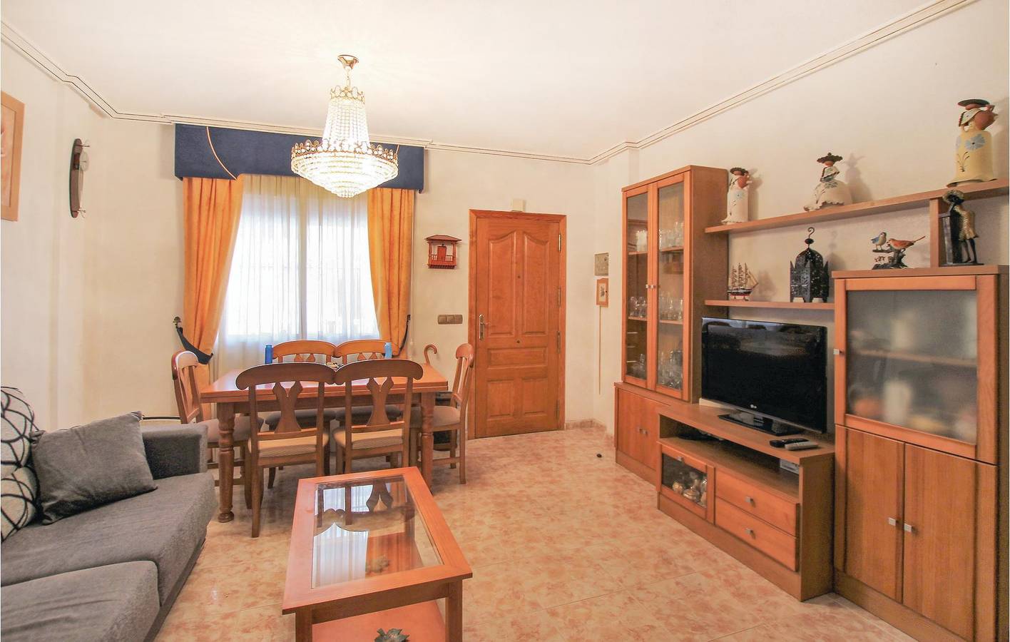 Apartamento de 140m2 con piscina y terraza, a pie de playa in Colinas de la Zenia, Orihuela
