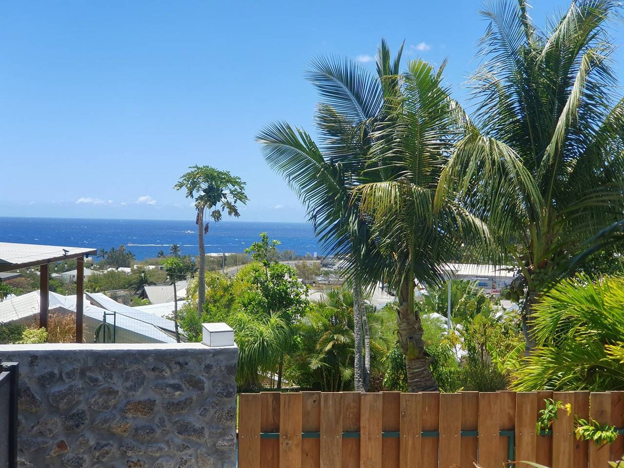 Petite maison Créole 35m² avec varangue 20m² à 300 m de l'océan in Saint-Gilles les Bains, Saint-Paul (Réunion)