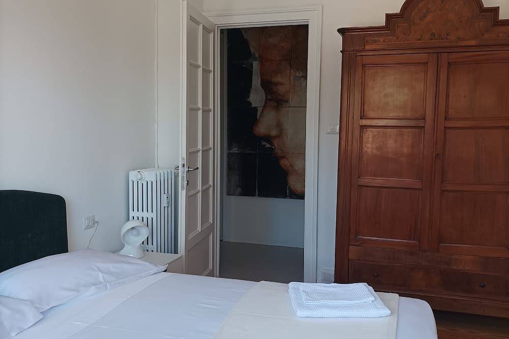 Ganze Wohnung, Lake Orta Sofia Penthouse in Omegna, Ortasee