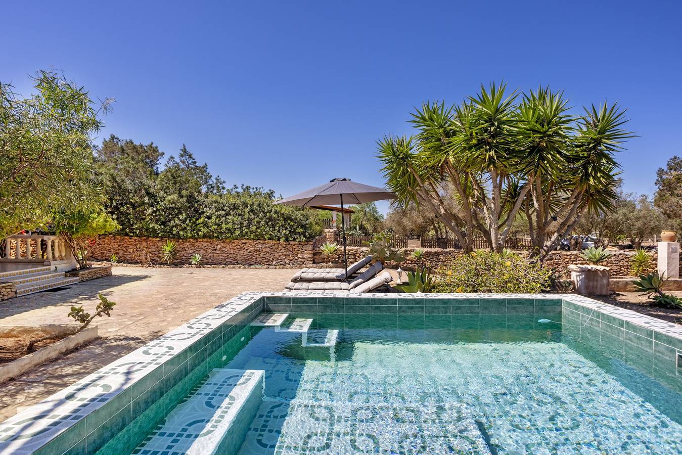 Holiday Home 'Can Mussenya' with Private Terrace, Wi-Fi and Air Conditioning in Formentera, Balearic Islands
