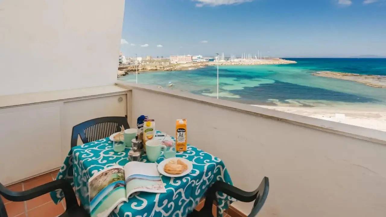 Appartamento intero, Appartamento vacanze per 5 persone con terrazza in Porto Torres, Provincia di Sassari