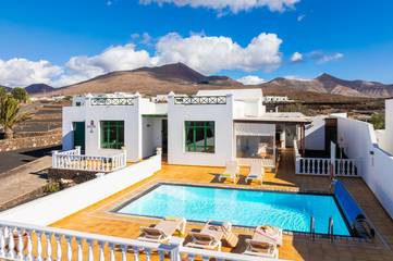 Chalet para 6 personas, con jardín y vistas al mar en Lanzarote