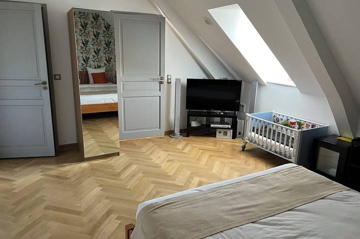 Gîte pour 4 personnes, avec Jacuzzi et Jardin ainsi que Piscine et Sauna à Montmarault - 2