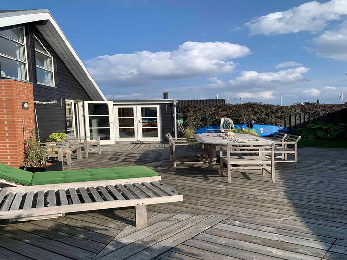 Ferieudlejning for 4 personer, med terrasse, husdyr tilladt i Otterup