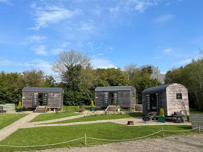 Tent for 2 people, with Terrace and Hot tub as well as Garden and Sauna in Ireland