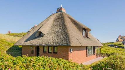Ferienhaus mit Meerblick für 6 Personen, mit Terrasse und Garten, kinderfreundlich in Hörnum