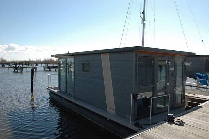 Hausboot für 4 Personen, mit Terrasse und Pool, mit Haustier - 1