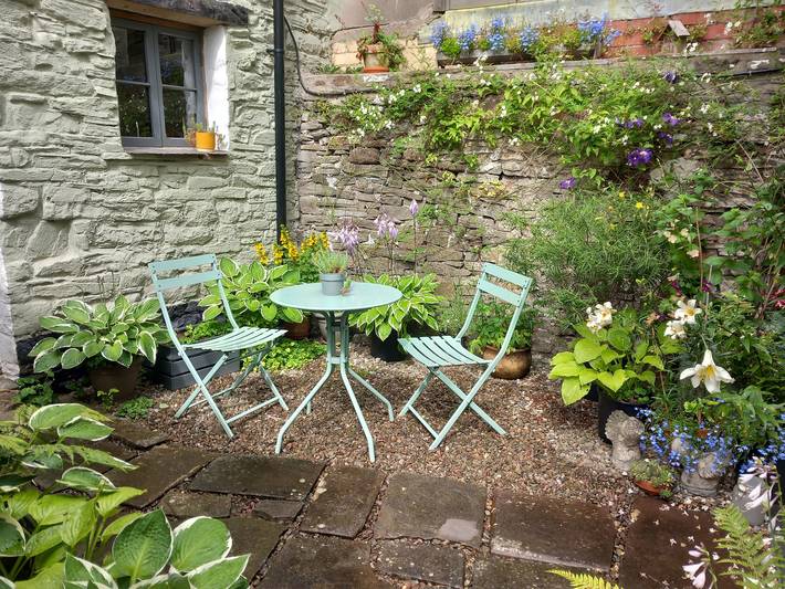Cottage for 6 people, with garden in Powys