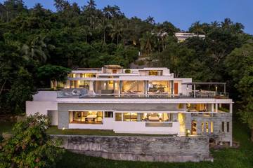 Villa pour 14 personnes, avec jacuzzi ainsi que balcon/terrasse et piscine, adapté aux familles en Thailande