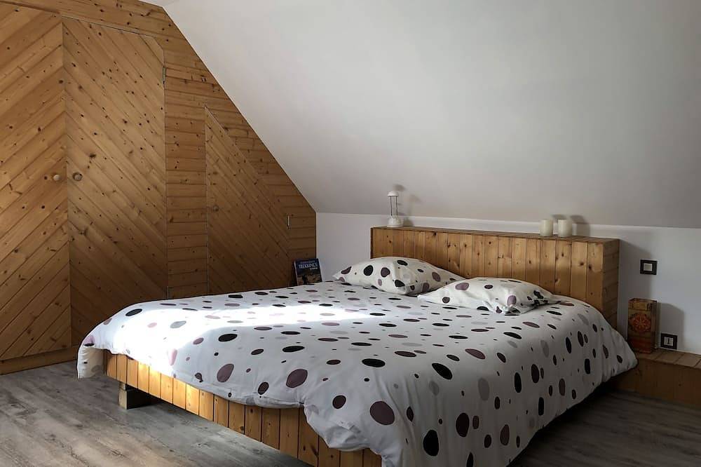 Rental mountain village house 90m2 in Azet, Pyrénées