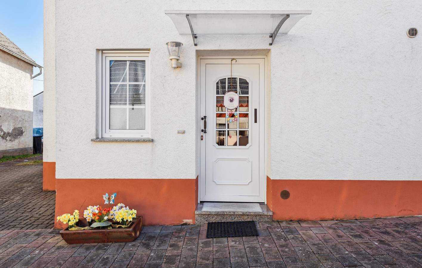 Ruhige Gartenwohnung mit Parkplatz, WiFi in Trautzberg in Strohn, Vulkaneifel