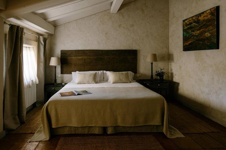 Chalet para 2 personas, con jardín y vistas además de terraza y piscina en Navarra - 2