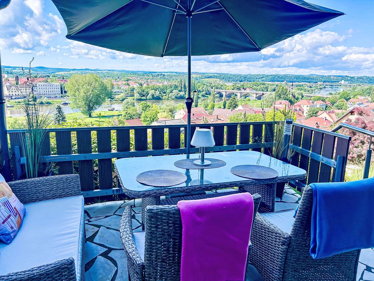 In Pirna mit Schöner Terrasse in Pirna, Elbsandsteingebirge
