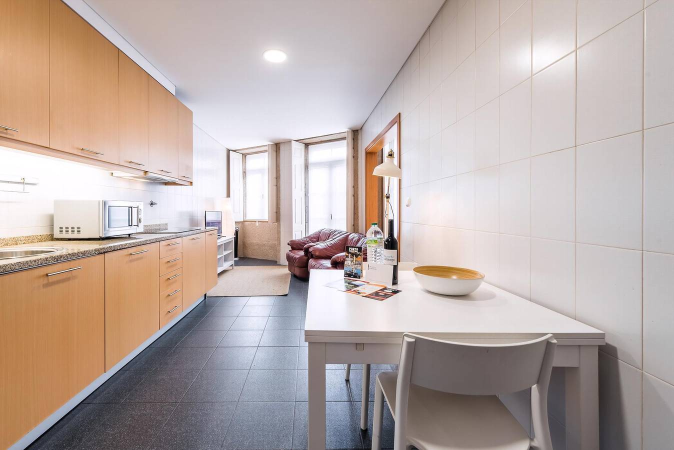 Entire studio, Guestready - City central suite in Porto in Santo Ildefonso, Porto