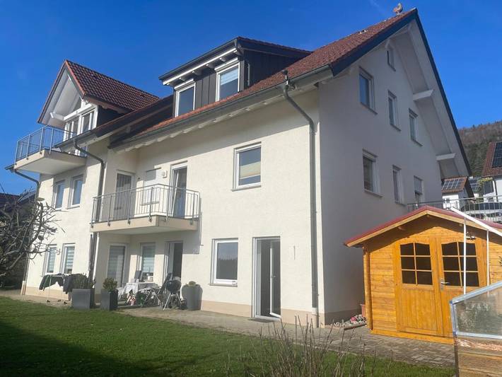 Ferienwohnung für 2 Personen, mit Balkon und Terrasse sowie Garten und Ausblick in Blumberg