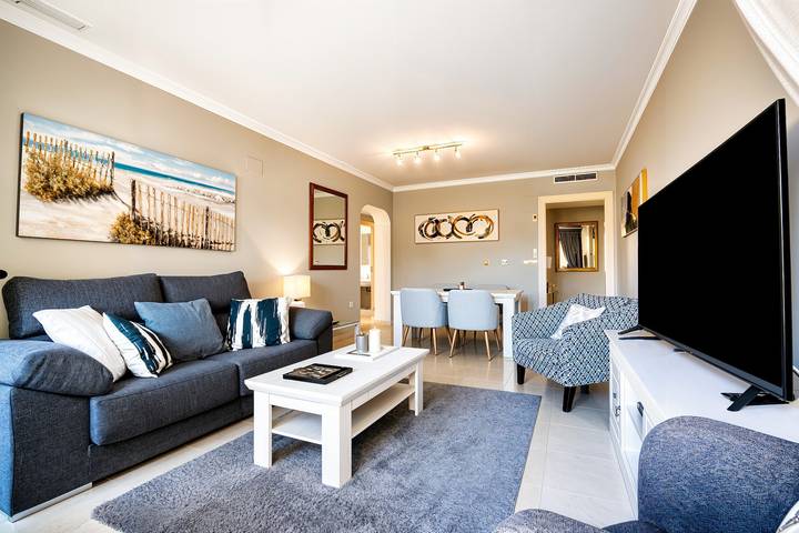 Apartamento entero, Apartamento 'Villa Gadea 6-6' con piscina comunitaria, Wi-Fi y aire acondicionado in Playa de L'Olla, Altea
