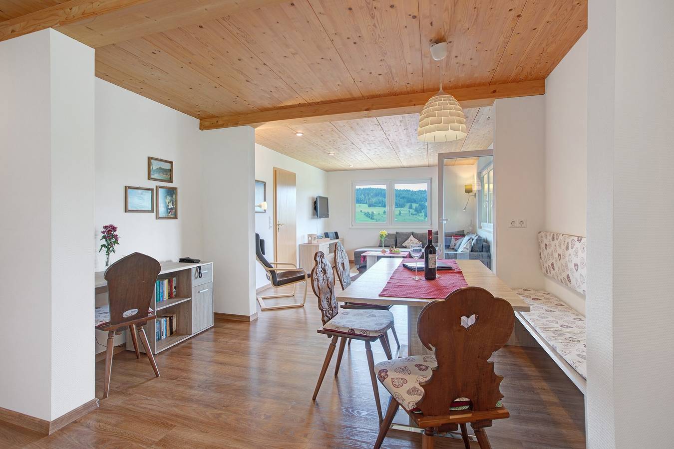 Entire apartment, Hochtalblick: Apartment "Blösling 1" with Panoramic View, Wi-Fi & Dreiwelten-Card Included in Bernau im Schwarzwald, Southern Black Forest