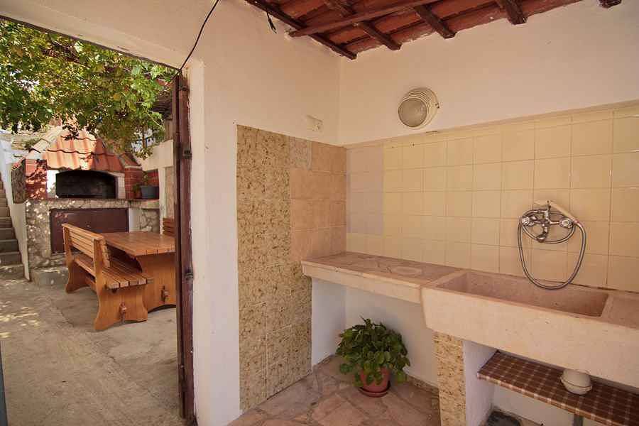 Ganze Ferienwohnung, Ferienwohnung 170 m von der Adria in Marusici, Split-Dalmatien