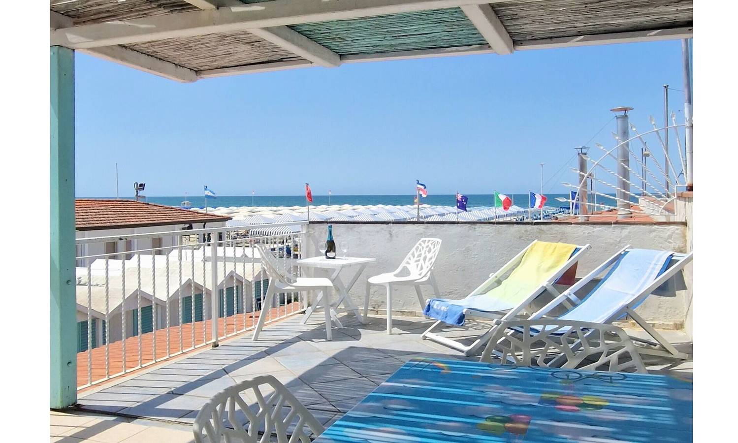 Terrazza Sul Mare in Lido di Camaiore, Riviera Toscana