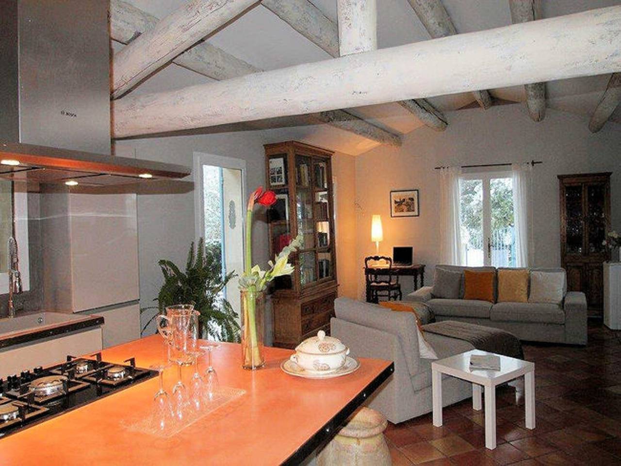 Encantadora casa de campo en Cucuron con piscina privada in Cucuron, Parque natural regional del Luberon