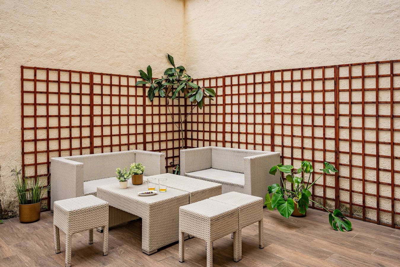 Casa de vacaciones 'Little Yellow House' con terraza privada in Moreda, Gijón
