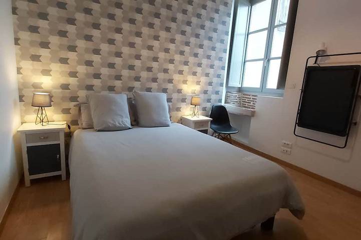 Entire apartment, Le Loft Saint-Georges ***: a superb duplex in the heart of the Bastide Royale! in Villefranche-de-Rouergue, Aveyron