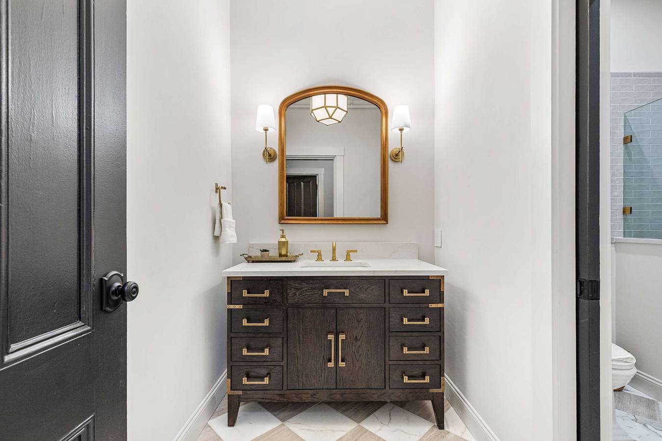 Ganze Wohnung, Harborview Suite Harbor Views Timeless Luxury in Newport, Newport County