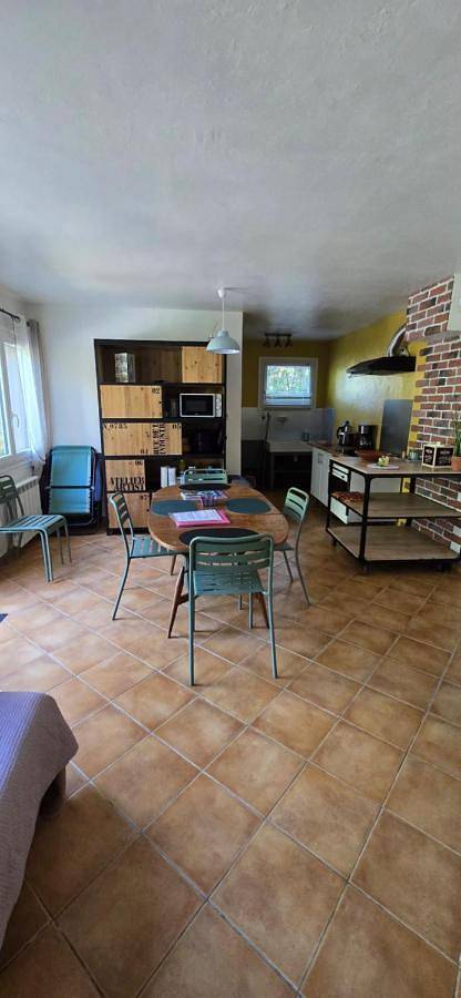 Location de vacances pour 4 personnes, avec vue et jardin à Saint-Maurice-sur-Eygues - 2