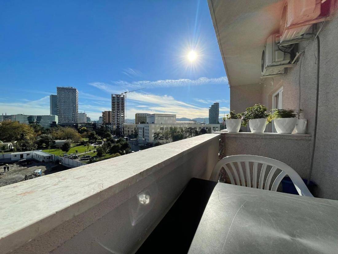Entire apartment, Kadare City-Center Apartment with Balcony in Tiranë, Albania