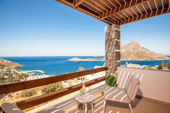 Maison d’hôte pour 2 personnes, avec jardin et jacuzzi dans Kalymnos