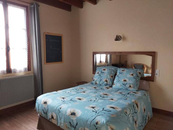 Gîte pour 2 personnes, avec Terrasse ainsi que Jardin et Vue à Francescas