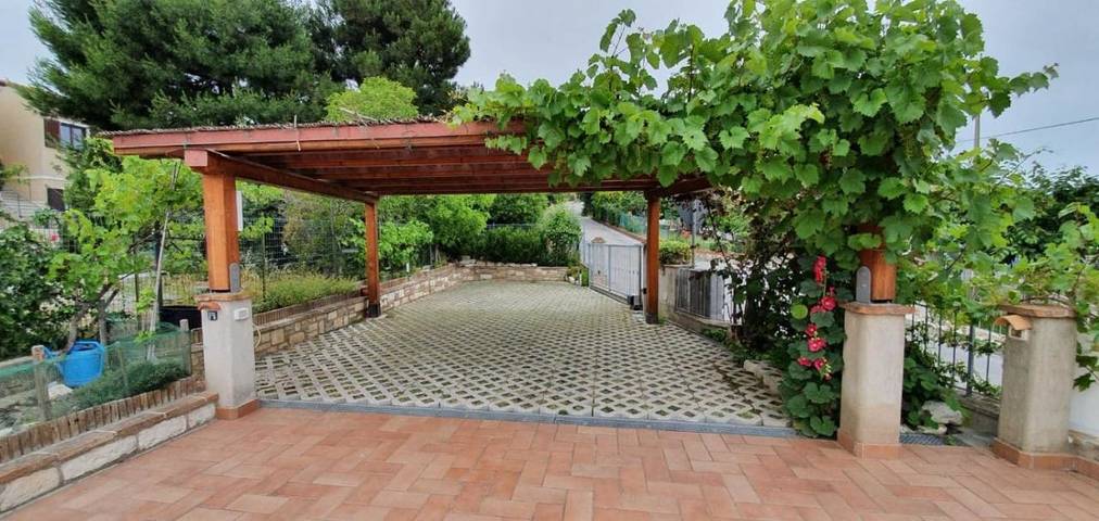 Location de vacances pour 2 personnes, avec jardin à Sirolo - 3