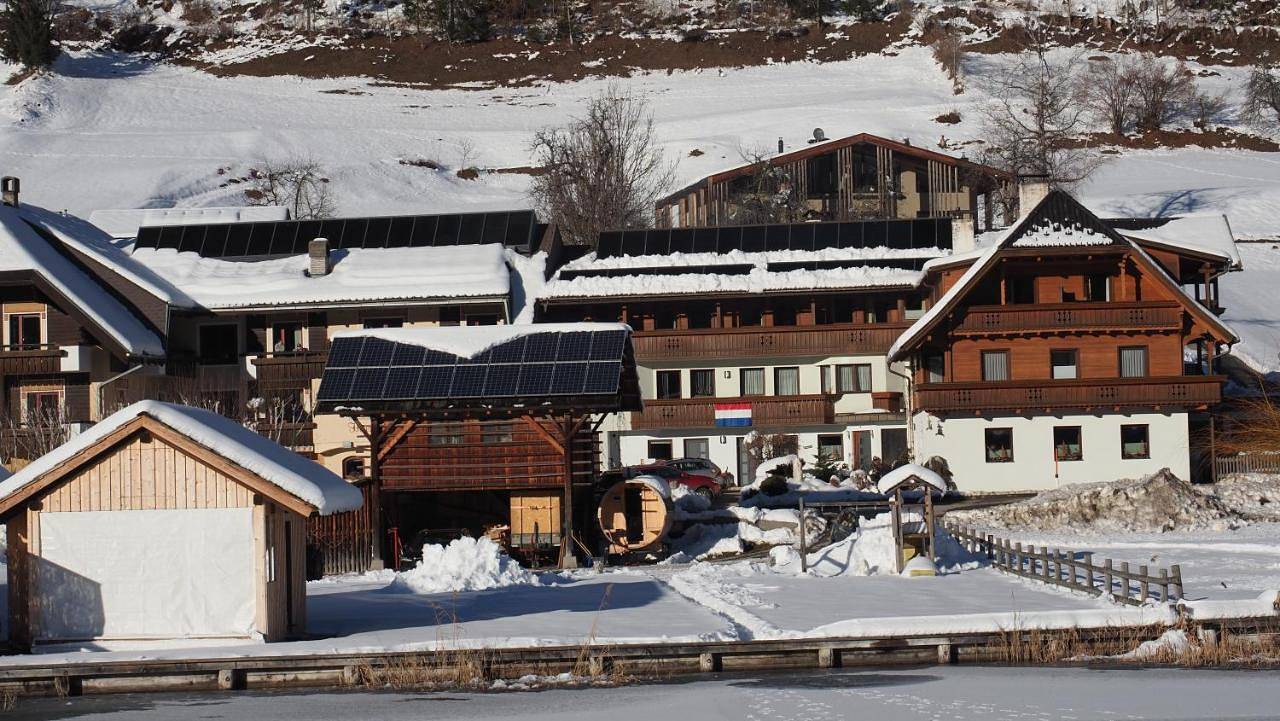 Triple Room with Lake View in Gailtaler Alpen, Weissensee