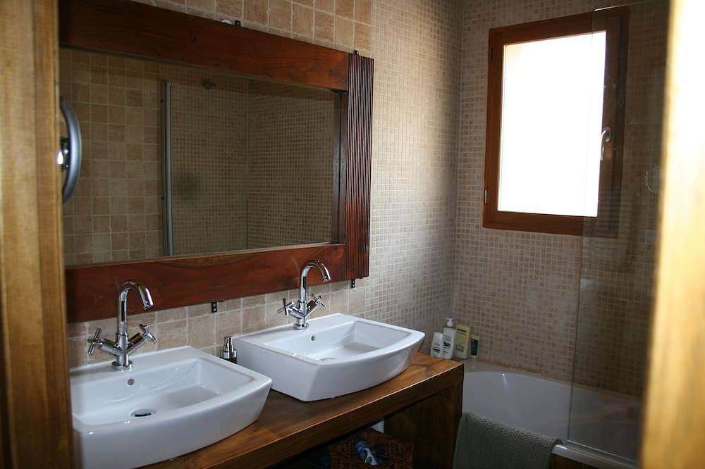 Maison / villa - Egat - Languedoc Roussillon - Pyrénées Orientales - in Égat, Parc naturel régional des Pyrénées catalanes