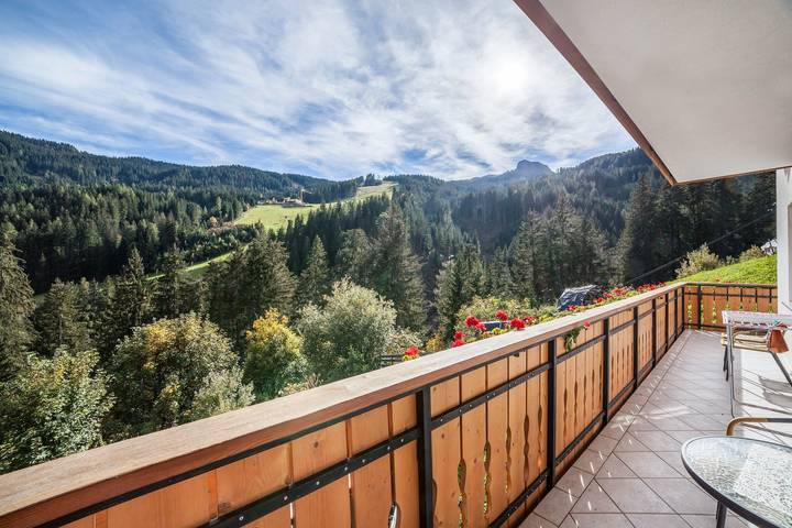 Ganze Wohnung, Ferienwohnung "Parigger Apt Zirbe" mit Privatem Balkon, Gemeinschaftsgarten und Wlan in Bichl (Ratschings), Ratschings
