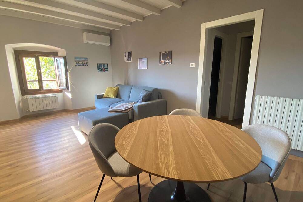 Entire apartment, Comfy apartment for short holidays or work stays in Piadena, Cremona Province