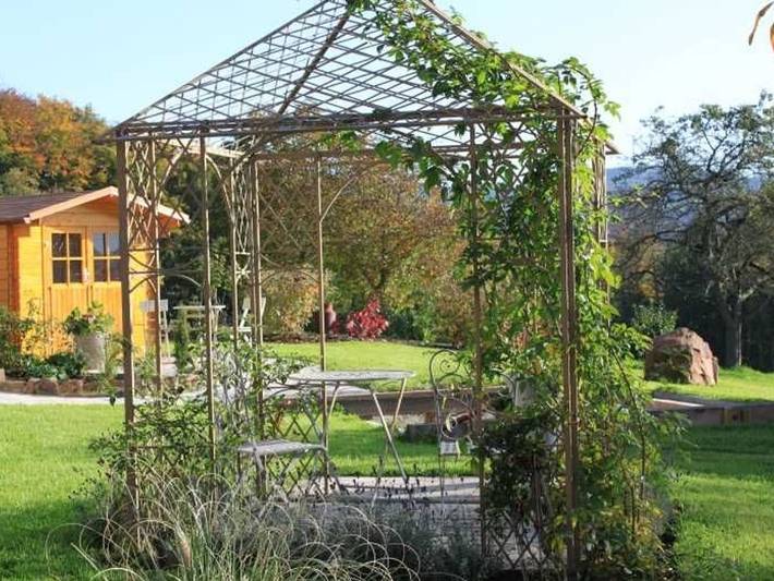 Ferienwohnung für 4 Personen, mit Garten und Ausblick sowie Balkon, kinderfreundlich in Freiamt