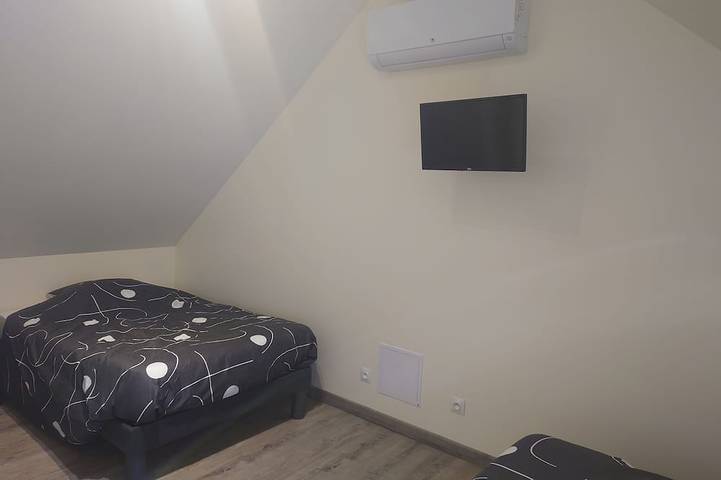 Location de vacances pour 6 personnes, avec terrasse et jardin à Chilleurs-aux-Bois - 3