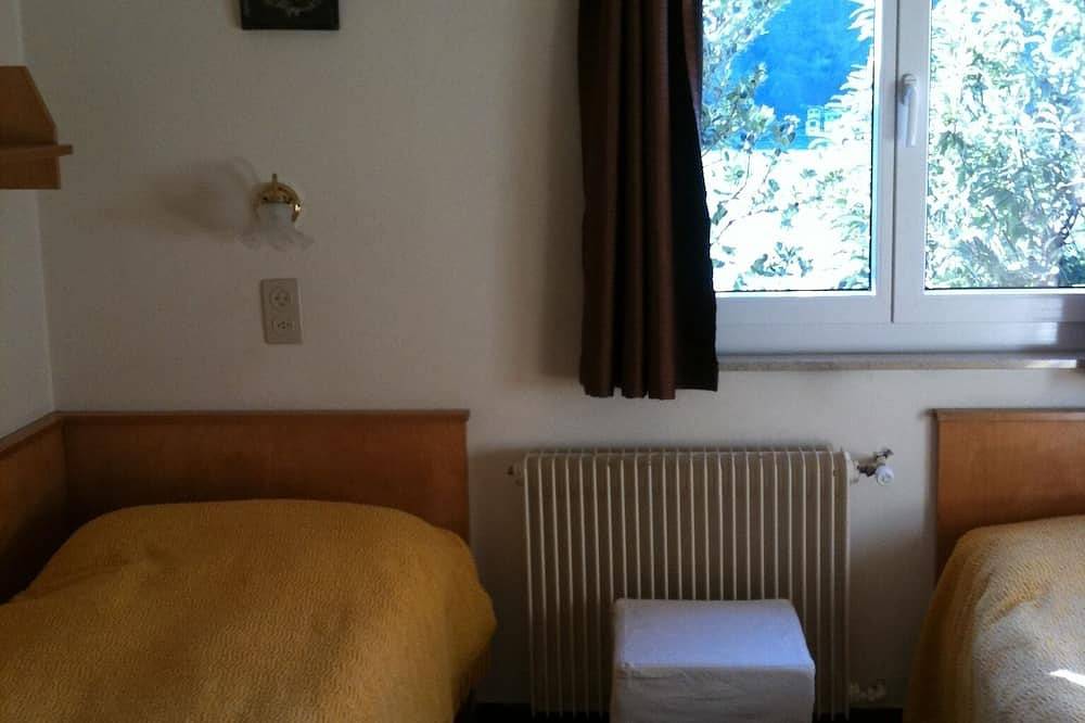 Grossartige Seesicht: Ferienhaus mit Seeplatz in Morcote, Luganersee