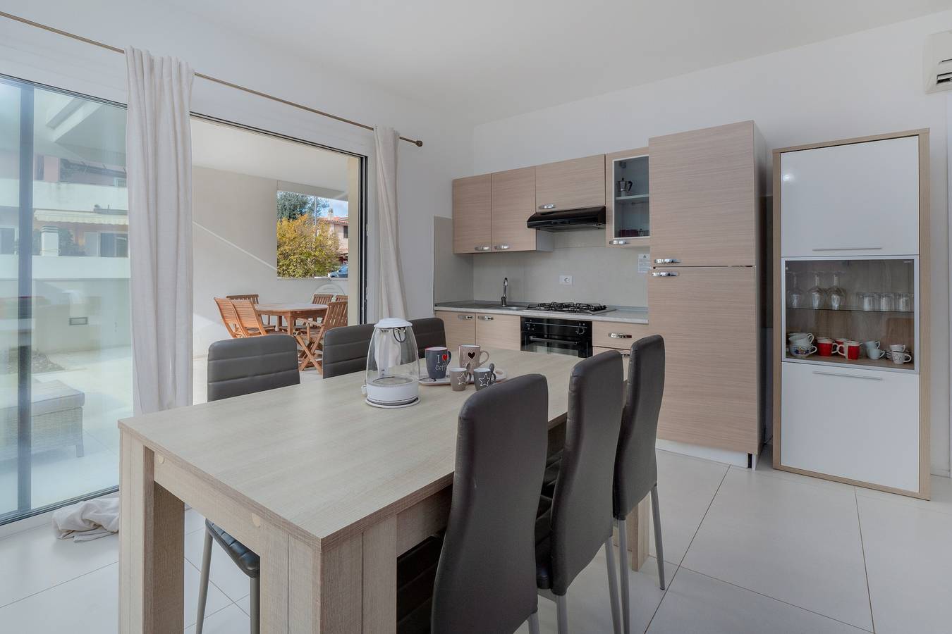Appartamento intero, Appartamento "Cormorani - 8" con Veranda & Wi-Fi in Golfo Aranci, Costa Smeralda