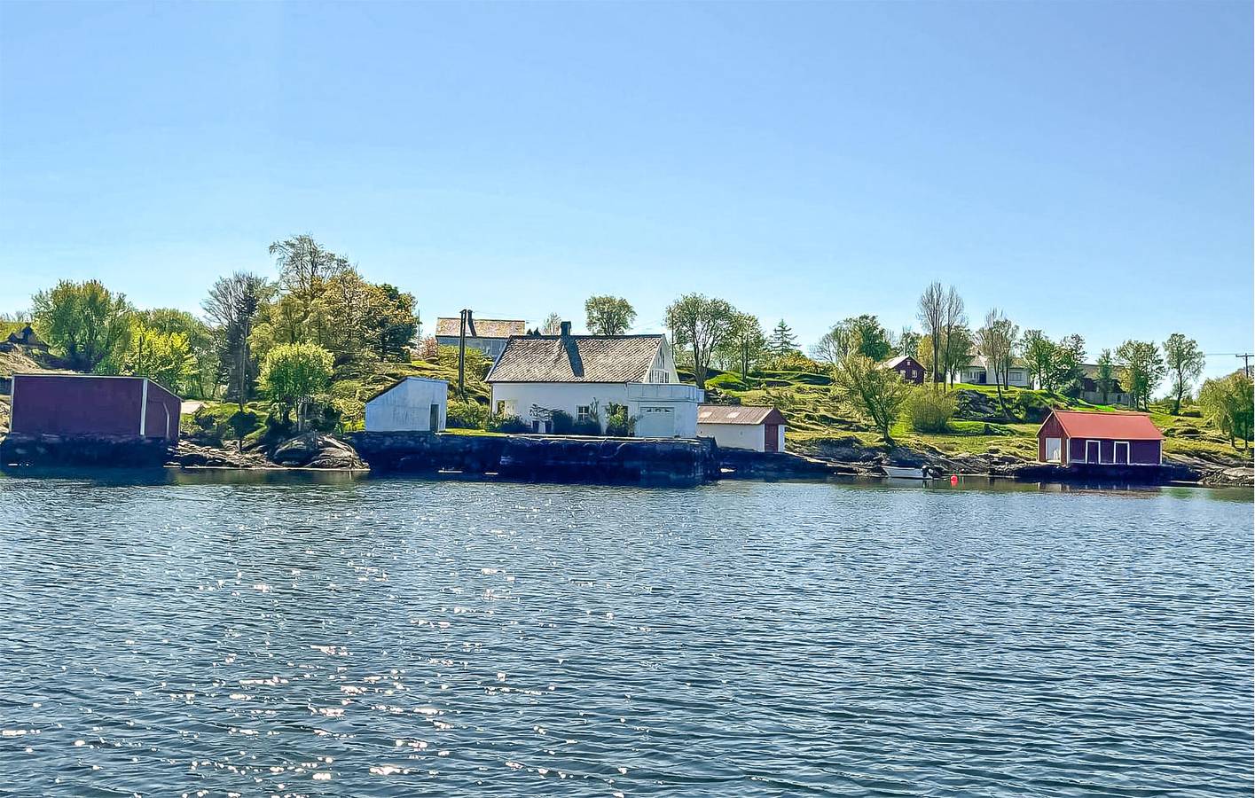 Ferienhaus für 8 Personen mit Terrasse in Radøy