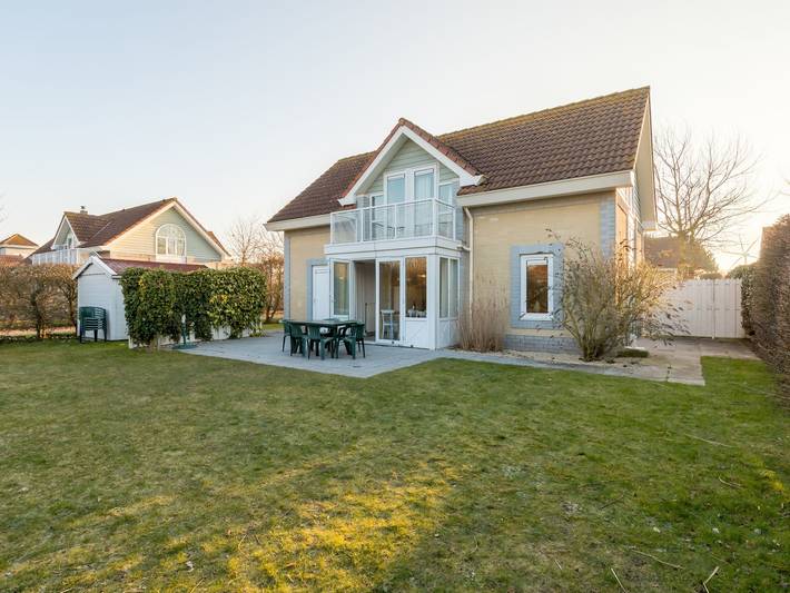 Ferienhaus für 10 Personen, mit Sauna und Pool sowie Garten in Noord-Beveland