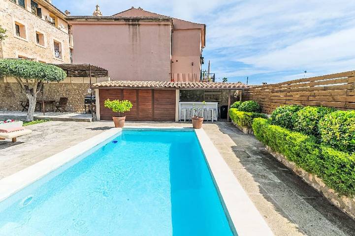 Ferienhaus für 6 Personen, mit Terrasse und Pool - 1